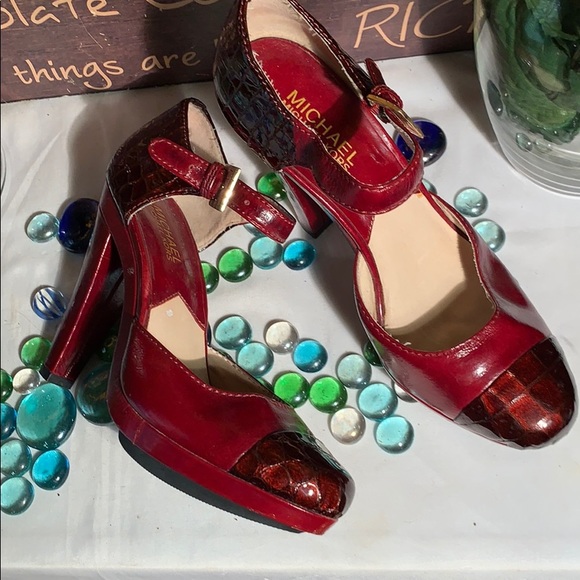 Michael Kors Heels - Picture 3 of 8